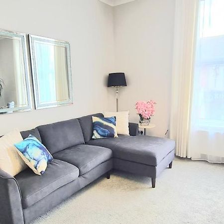 Spacious 3 Bed Flat Near The Sea With Parking Bournemouth Exterior foto